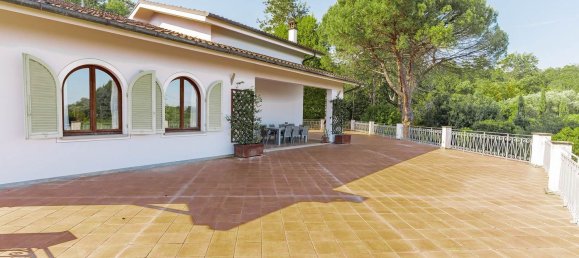 20 rooms Villa in Lucca, Italy No. 287305 11