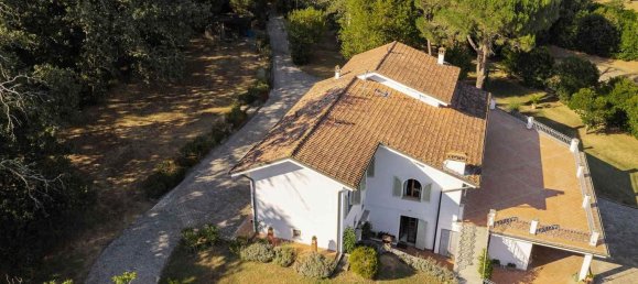 20 rooms Villa in Lucca, Italy No. 287305 8