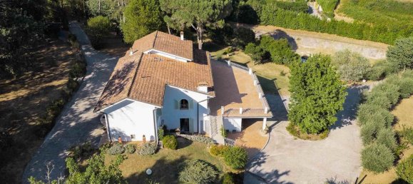 20 rooms Villa in Lucca, Italy No. 287305 2