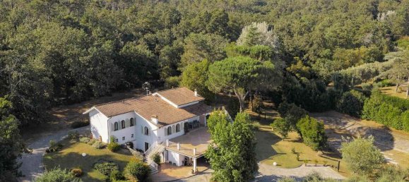 20 rooms Villa in Lucca, Italy No. 287305 9