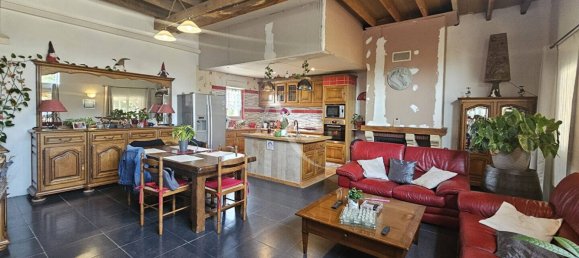 3 Schlafzimmer Haus in Saint-Georges-sur-Cher, France, Nr. 261076 3