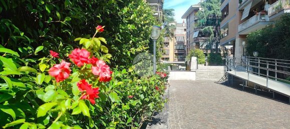 3 rooms Apartment in Rome, Italy No. 286767 4