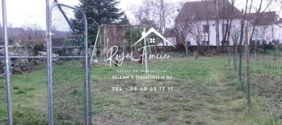 3 bedrooms Villa in Yzeures-sur-Creuse, France No. 81209 72