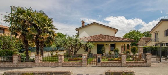 10-salle Villa à Ravenna, Italy No. 177811 3