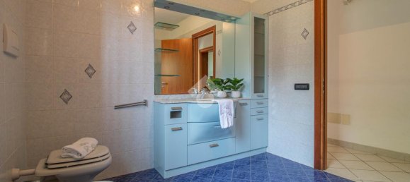 10-salle Villa à Ravenna, Italy No. 177811 30