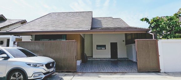 2 bedrooms Cafe / restaurant in Bang Lamung, Thailand No. 21663 2