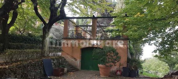Studio in Monte Porzio Catone, Italy No. 335846 6