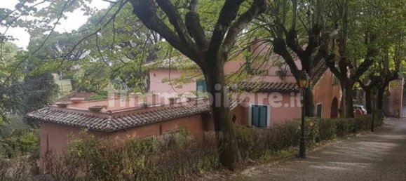 Studio in Monte Porzio Catone, Italy No. 335846 7