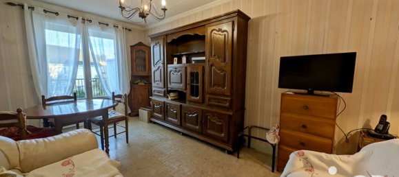 3 bedrooms Townhouse in Le Pechereau, France No. 160705 3