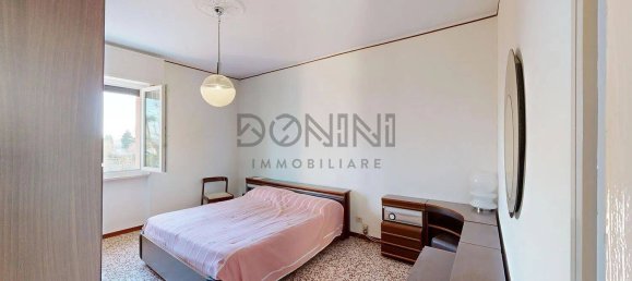 Apartamento de 2 dormitorios en Tradate, Italy No. 223482 8