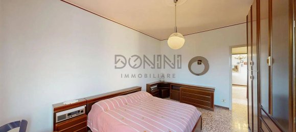 Apartamento de 2 dormitorios en Tradate, Italy No. 223482 10