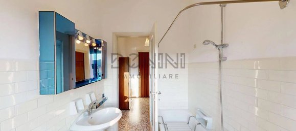Apartamento de 2 dormitorios en Tradate, Italy No. 223482 13