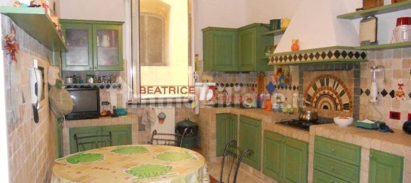 3 bedrooms Apartment in Lucca, Italy No. 11981 7