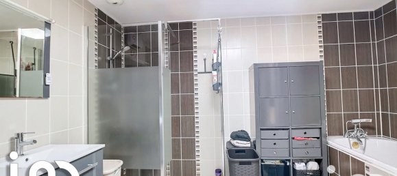 4 bedrooms House in Douai, France No. 62579 4