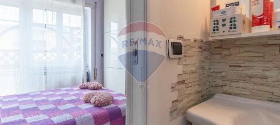 3 rooms Apartment in Rome, Italy No. 8841 38