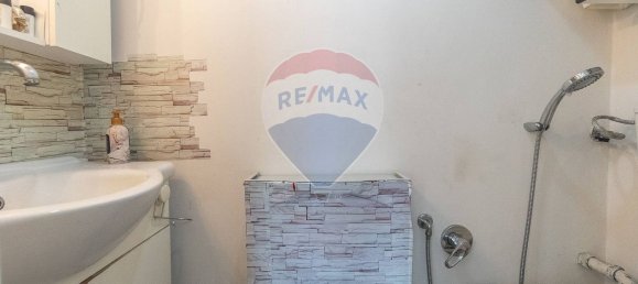 3 rooms Apartment in Rome, Italy No. 8841 37