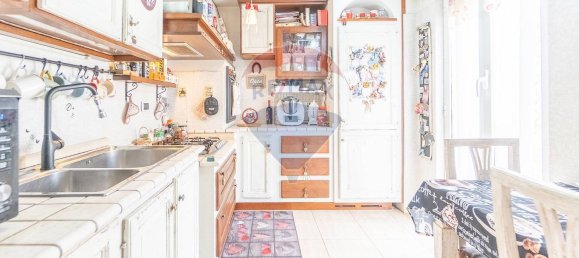 3 rooms Apartment in Rome, Italy No. 8841 10