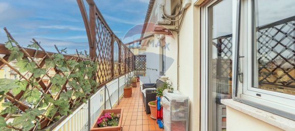 3 rooms Apartment in Rome, Italy No. 8841 50