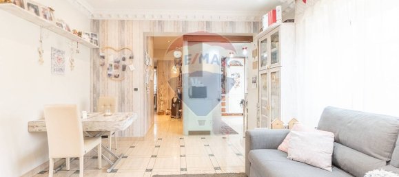 3 rooms Apartment in Rome, Italy No. 8841 5