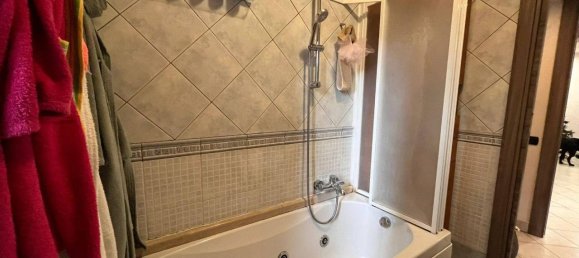 3-salle Appartement à Rome, Italy No. 110723 38