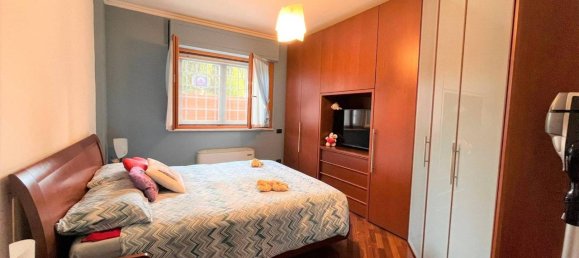 3-salle Appartement à Rome, Italy No. 110723 34