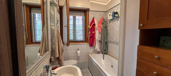 3-salle Appartement à Rome, Italy No. 110723 2