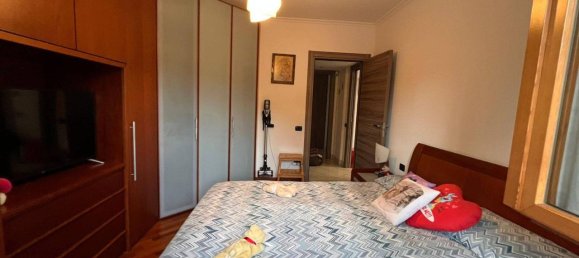 3-salle Appartement à Rome, Italy No. 110723 35