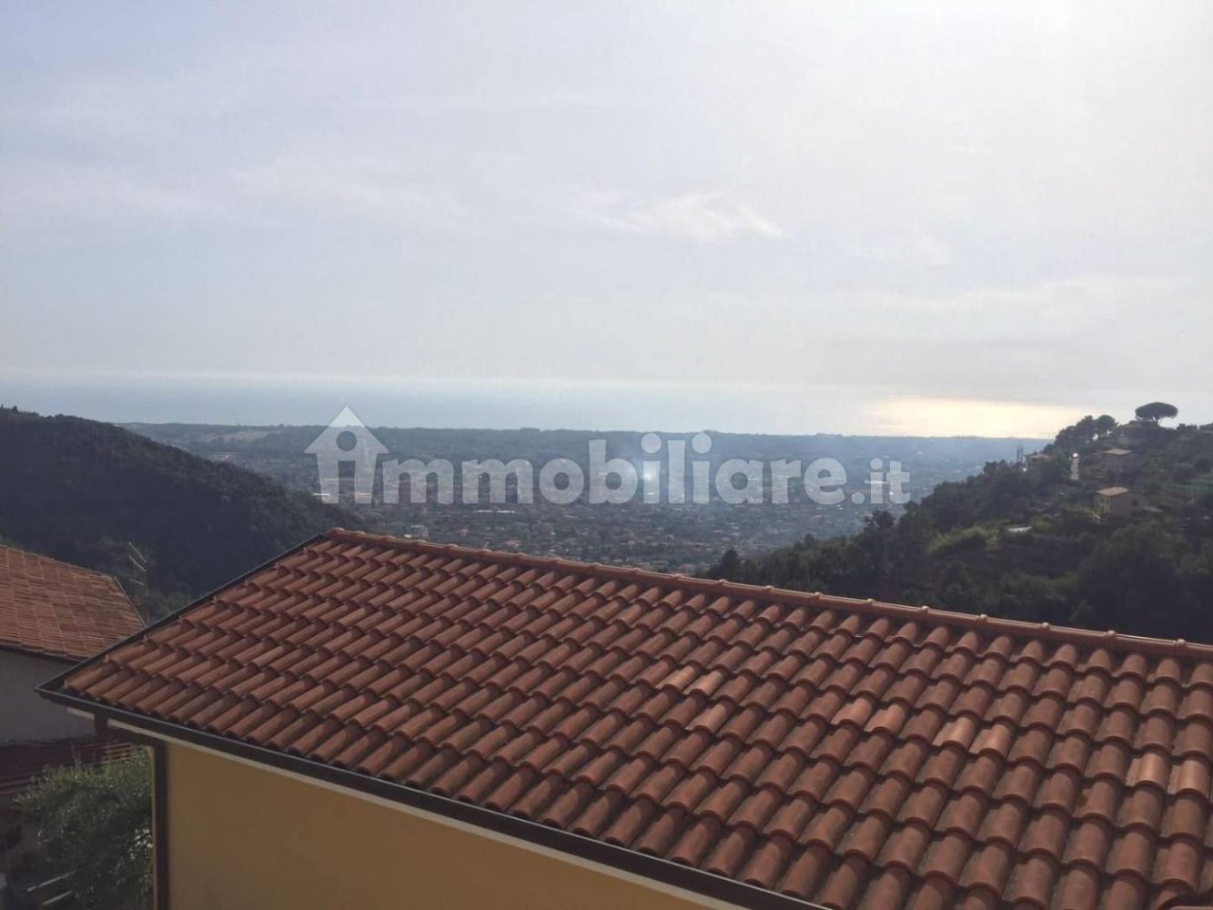 Вилла с 3 спальнями в Монтиньозо, Италия № 135880