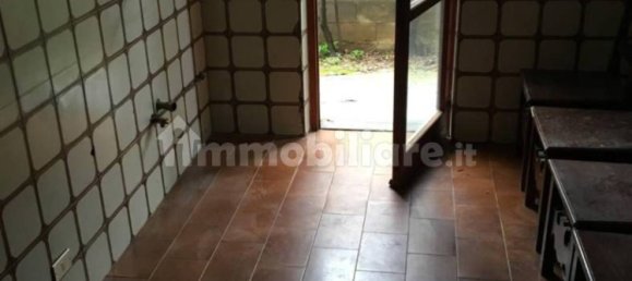 Вилла с 3 спальнями в Монтиньозо, Италия № 135880 9