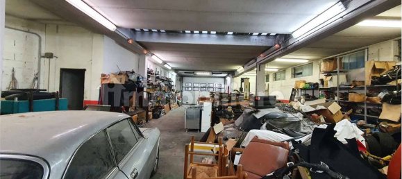 3 rooms Warehouse in Como, Italy No. 150780 21