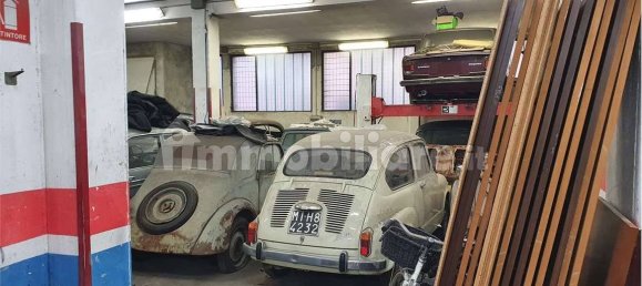 3 rooms Warehouse in Como, Italy No. 150780 9