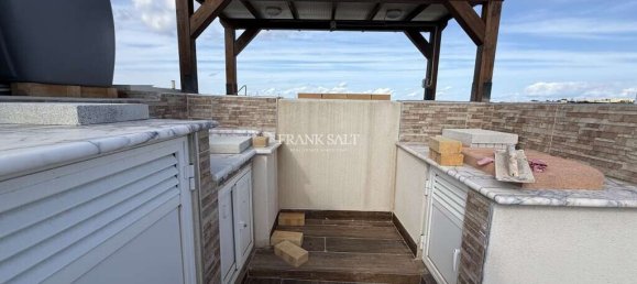 2 غرف نوم بانتهاوس في Fgura, Malta رقم 2056 11