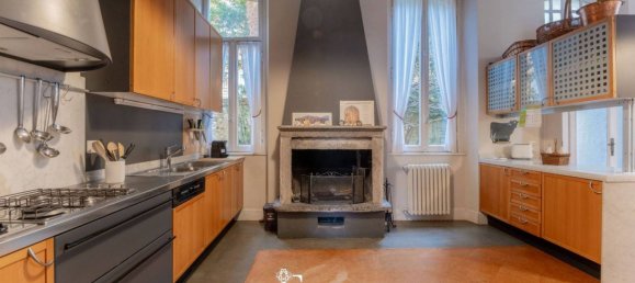 Villa de 7 dormitorios en Porto Valtravaglia, Italy No. 67804 12