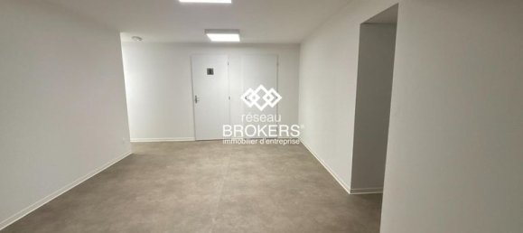  مكتب في Le Havre, France 240متر مربع رقم 359952 7