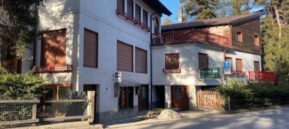 Propiedad comercial de 1 habitación en Bardonecchia, Italy No. 329519 3