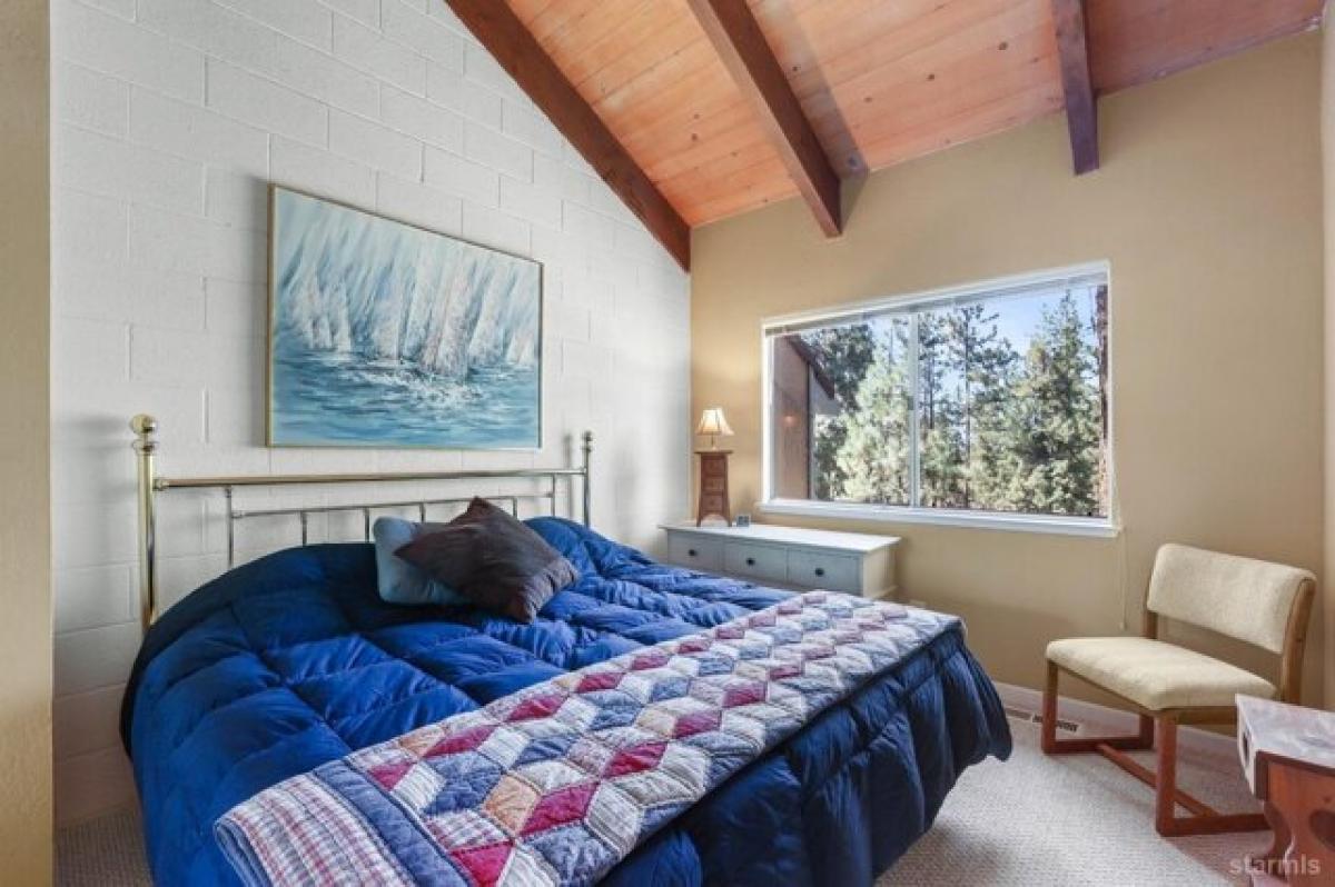2 bedrooms House in South Lake Tahoe, USA No. 404627