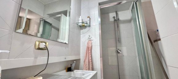 2 Schlafzimmer Wohnung in Naples, Italy, Nr. 319190 42