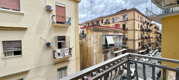2 Schlafzimmer Wohnung in Naples, Italy, Nr. 319190 37