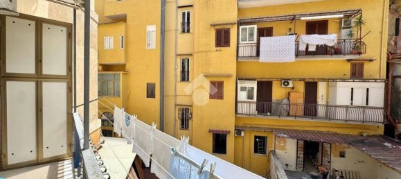 2 Schlafzimmer Wohnung in Naples, Italy, Nr. 319190 68