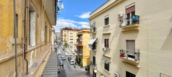 2 Schlafzimmer Wohnung in Naples, Italy, Nr. 319190 73
