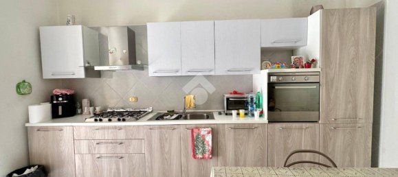 2 Schlafzimmer Wohnung in Naples, Italy, Nr. 319190 38