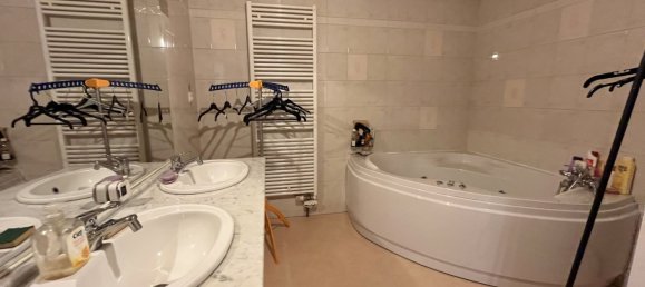 3 bedrooms House in Damremont, France No. 46030 9