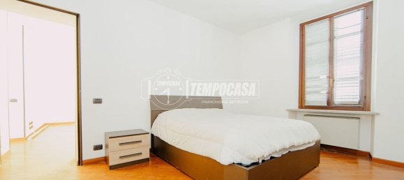 3 Schlafzimmer Doppelhaus in Vigevano, Italy, Nr. 360891 16