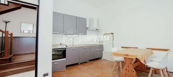 3 Schlafzimmer Doppelhaus in Vigevano, Italy, Nr. 360891 2