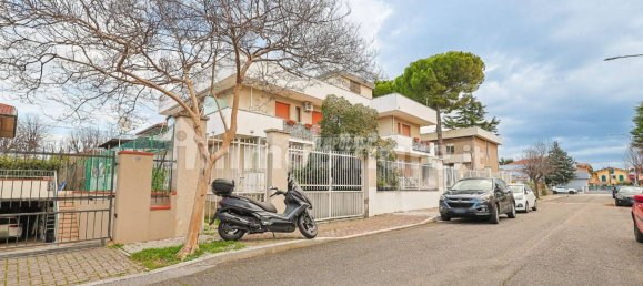 3 Schlafzimmer Wohnung in Misano Adriatico, Italy, Nr. 137961 20