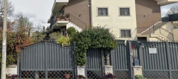 Дуплекс с 5 комнатами в Рим, Италия № 200537 2