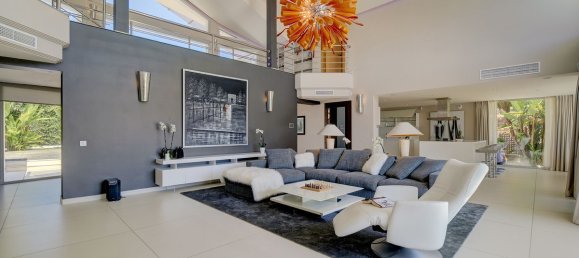 5 bedrooms Villa in Marbella, Spain No. 84319 5