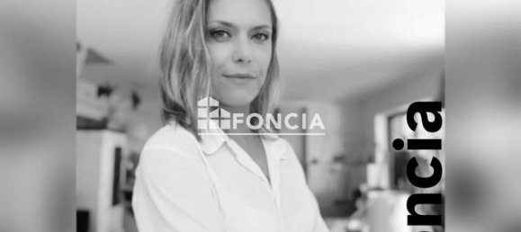 Casa de 3 dormitorios en Loire, France No. 306021 2