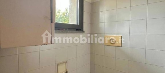 1-salle Propriété commerciale à Opera, Italy No. 299073 9