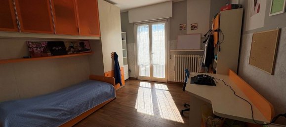 5 Schlafzimmer Wohnung in Varese, Italy, Nr. 351570 18